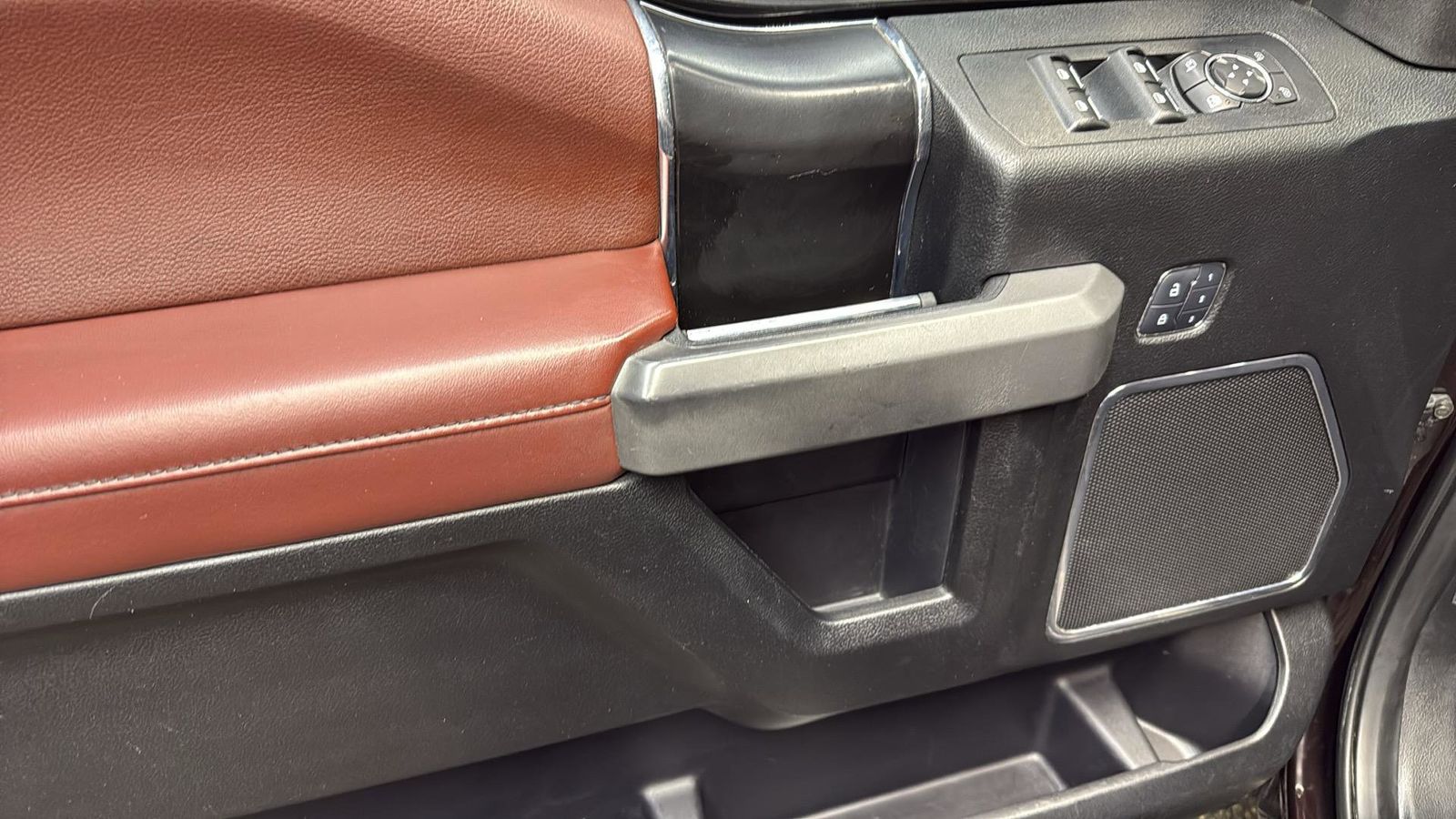 Used Car 2018 Ford F-150  Platinum For Sale Under $35,000 In Austin, Texas