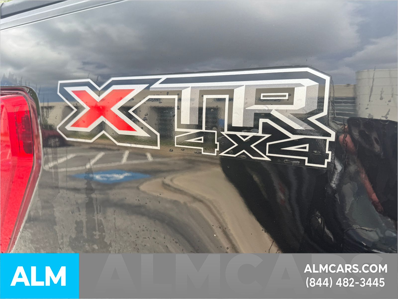 Used 2023 Black Ford XLT image 6