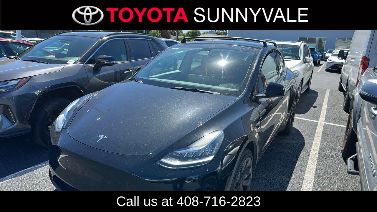 Solid Black 2022 Tesla Model Y Long Range AWD SUV / Crossover All-Wheel Drive 1-Speed Automatic