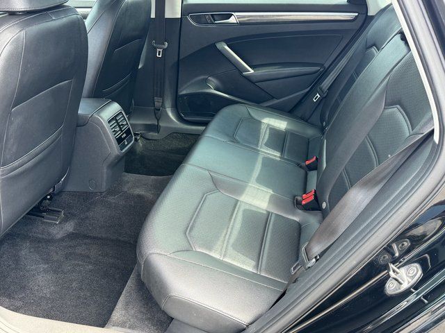 Used 2016  Volkswagen 1.8T SE image 29