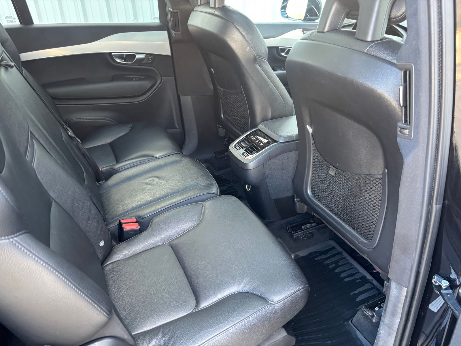 Used Car 2017 Volvo Xc90  T6 Momentum For Sale Under $20,000 In Austin, Texas