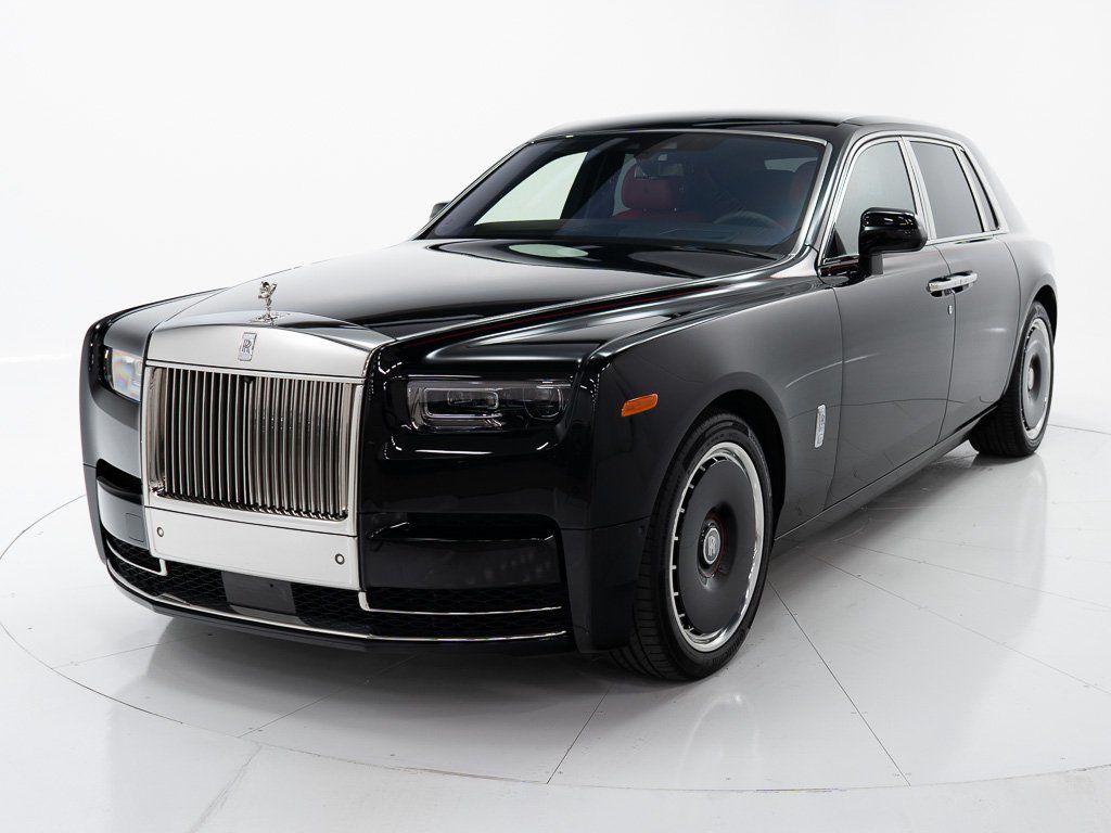 Rolls-Royce Phantom RWD