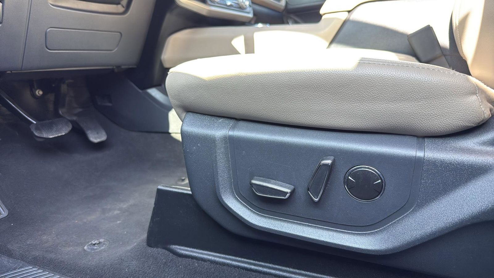 Used Car 2024 Ford Expedition Max  Limited For Sale Under $50,000 In Austin, Texas