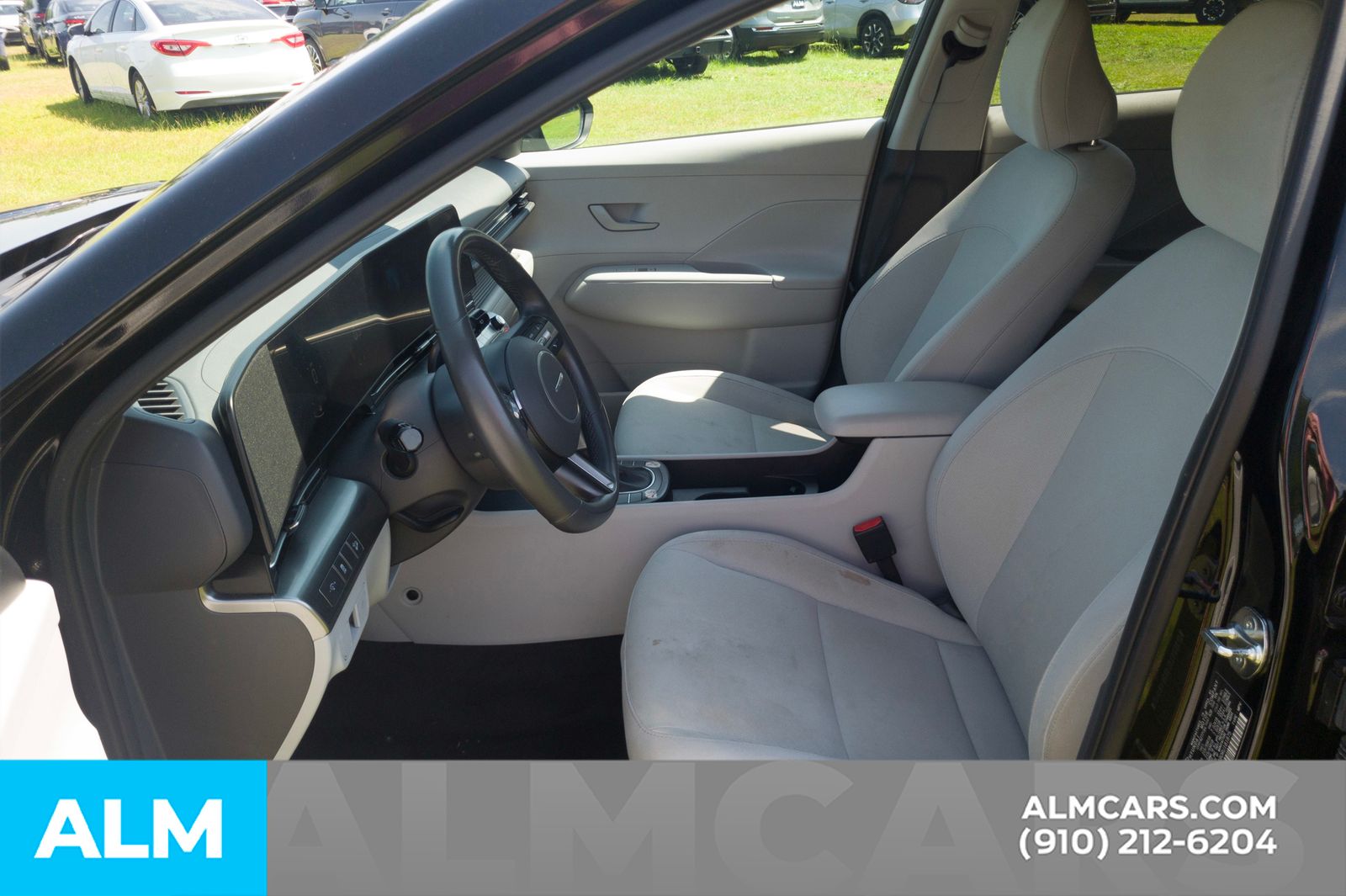 Used 2024 Abyss Black Hyundai SEL image 7
