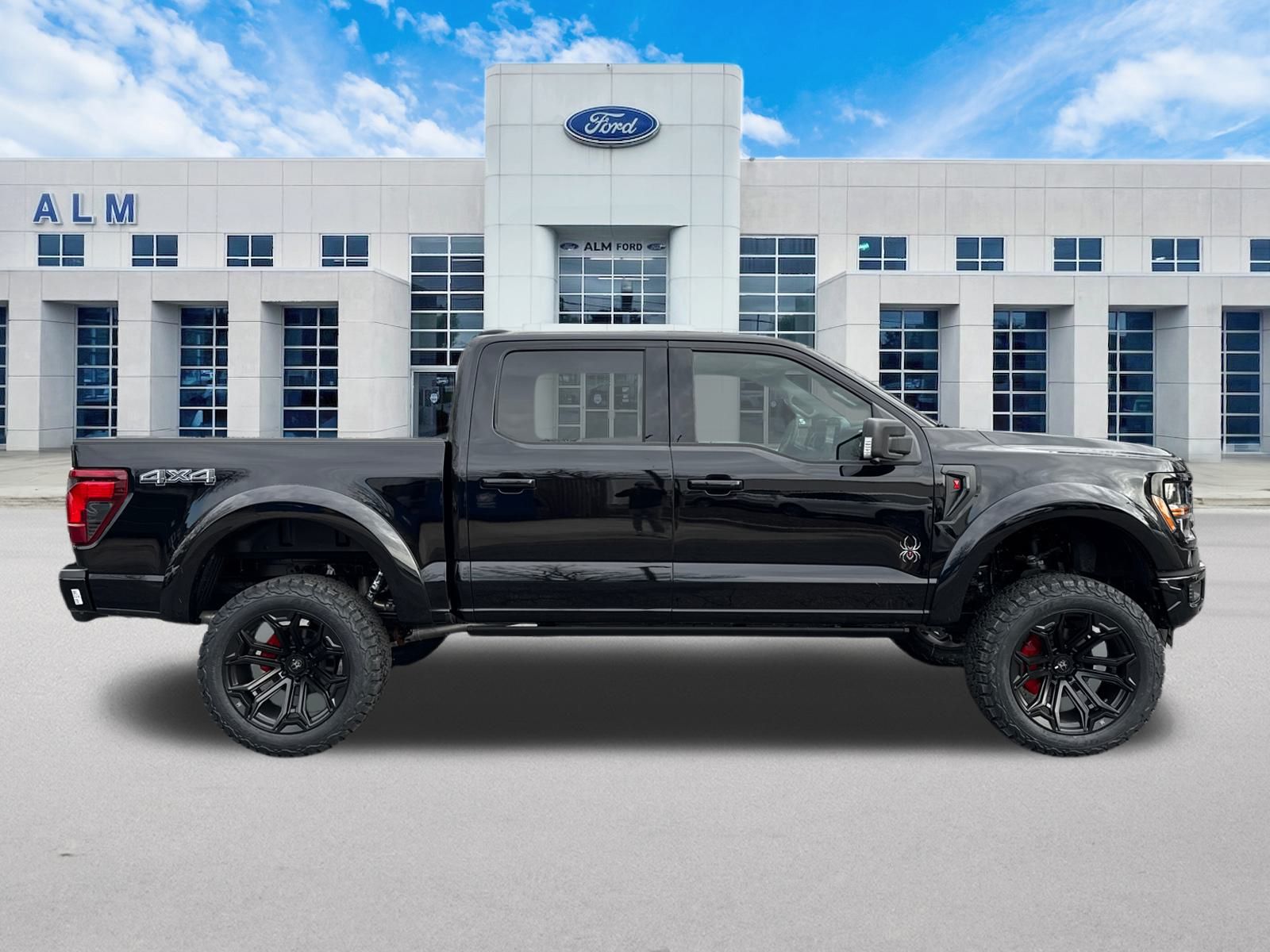 New 2026 Agate Black Metallic Ford XLT image 5