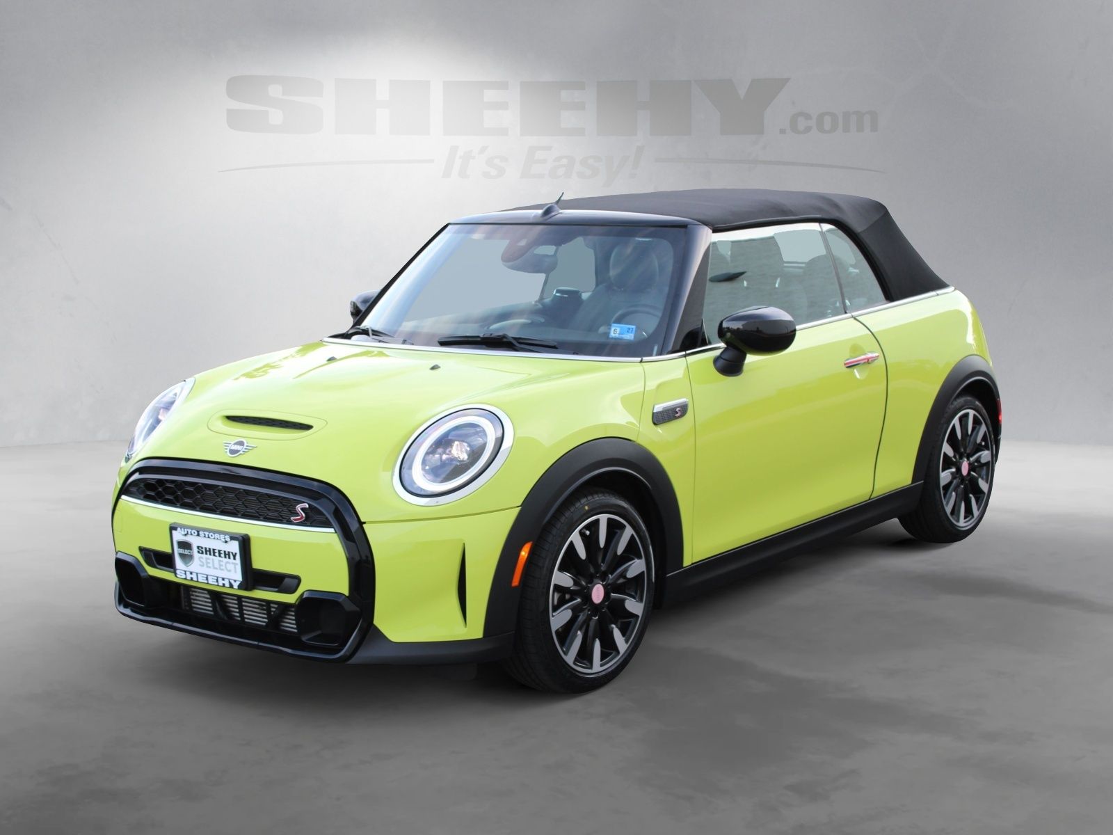 Used 2024 Yellow MINI Signature image 16