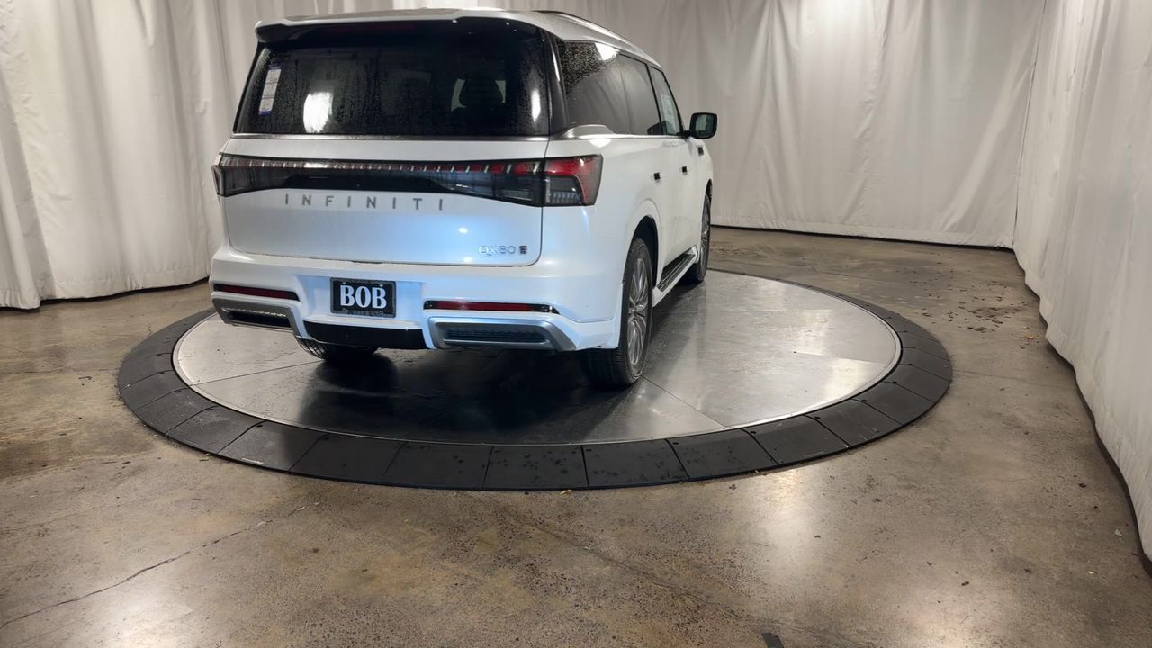 2025 Infiniti QX80 Sensory photo 9