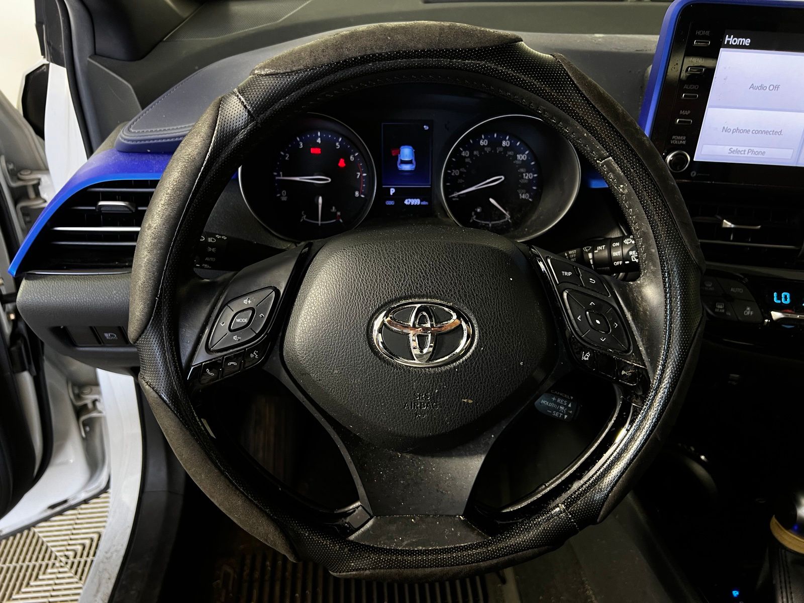 Thumbnail: 2020 Toyota C-HR - 9