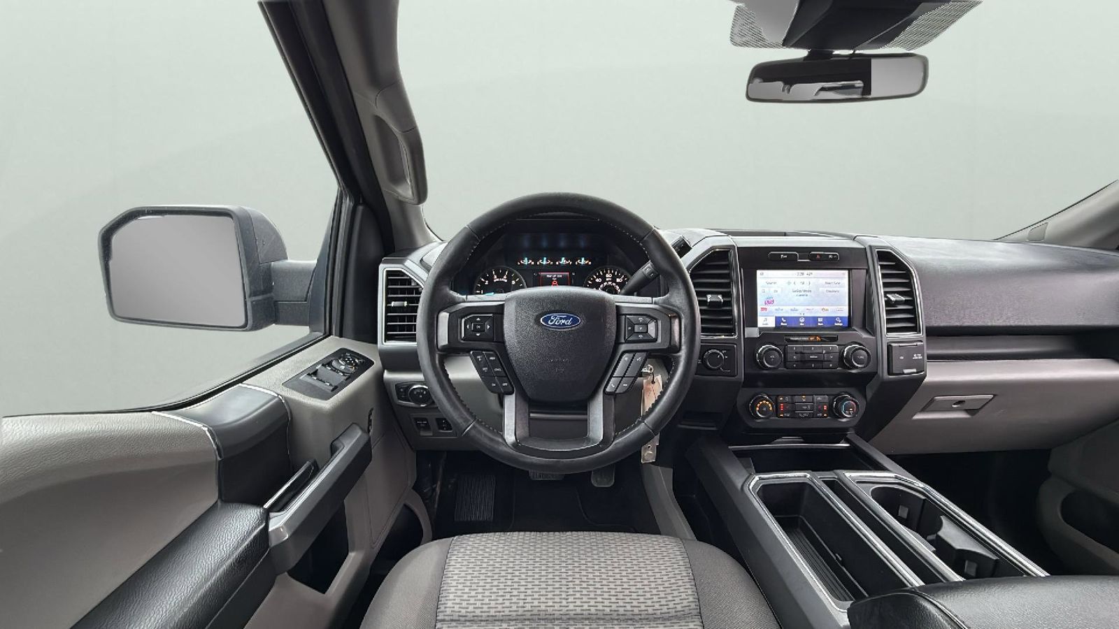 Used Car 2020 Ford F-150  Xlt For Sale Under $25,000 In Austin, Texas