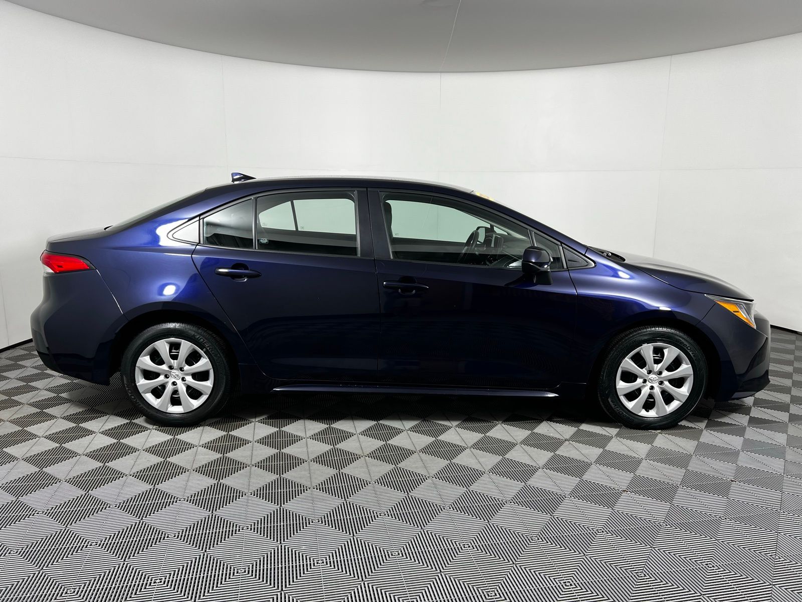 Thumbnail: 2024 Toyota Corolla - 4