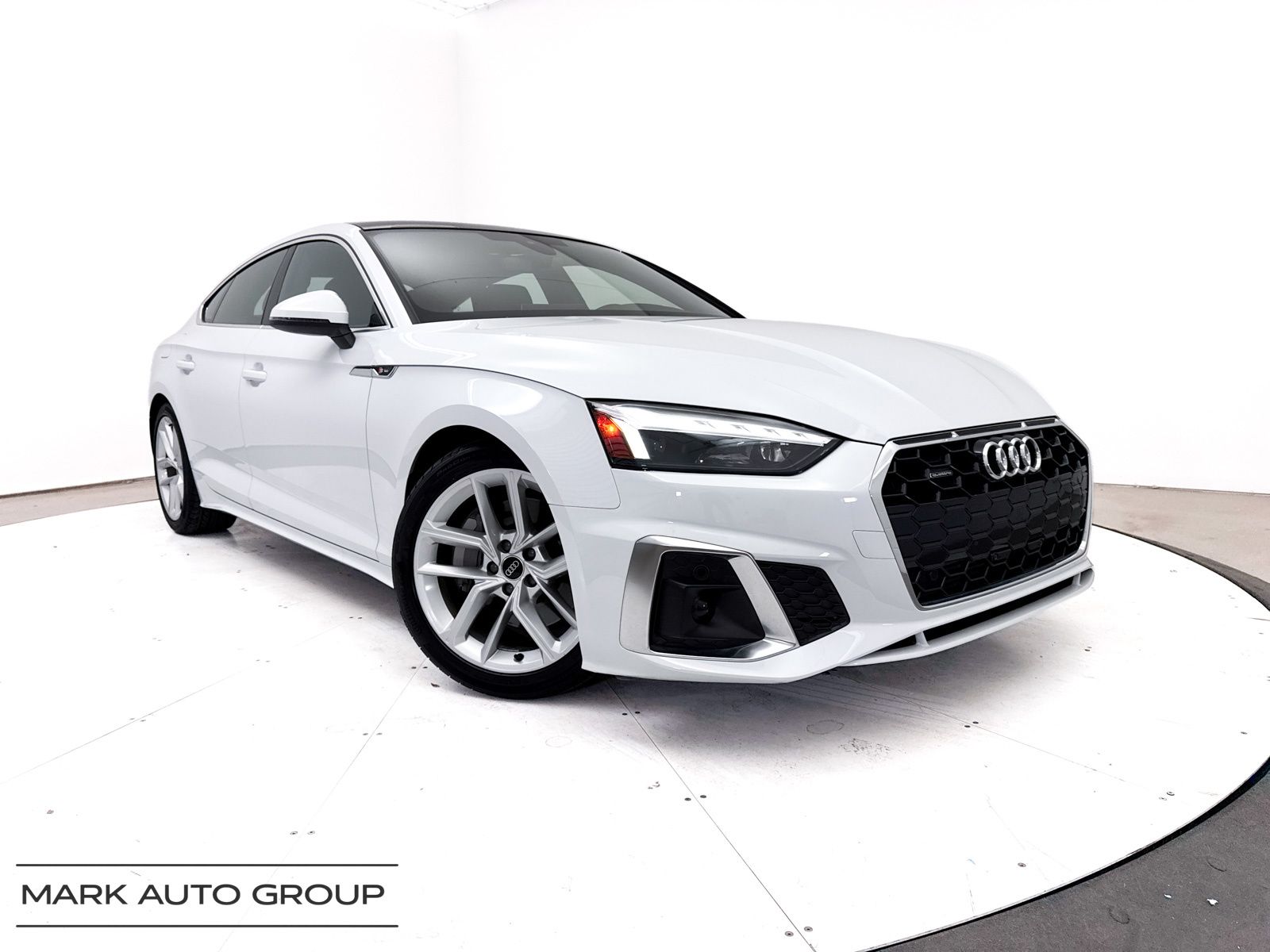 2023 Audi A5 Sportback 45 S line Premium