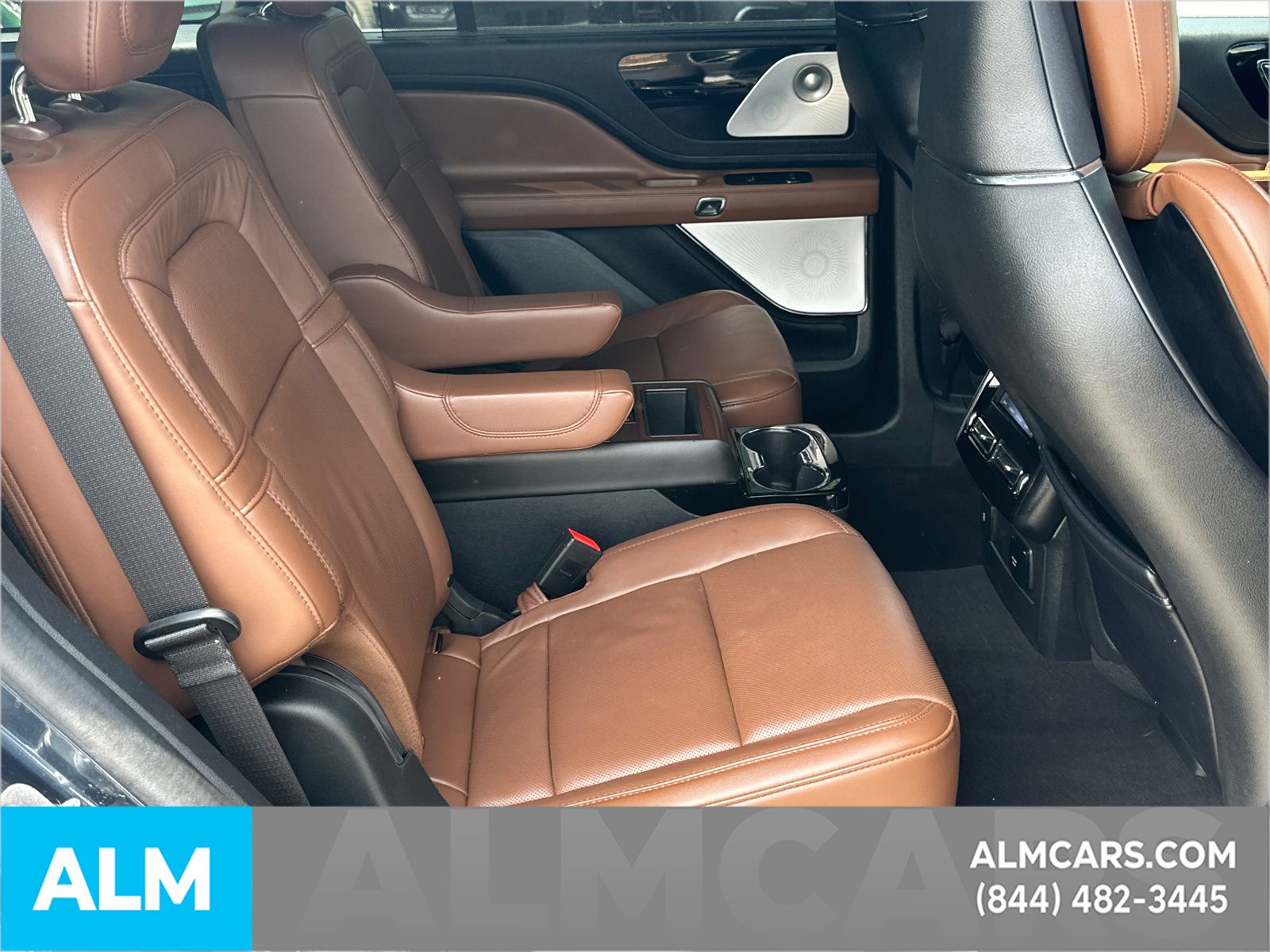 Used 2023 Blue Lincoln Grand Touring image 17