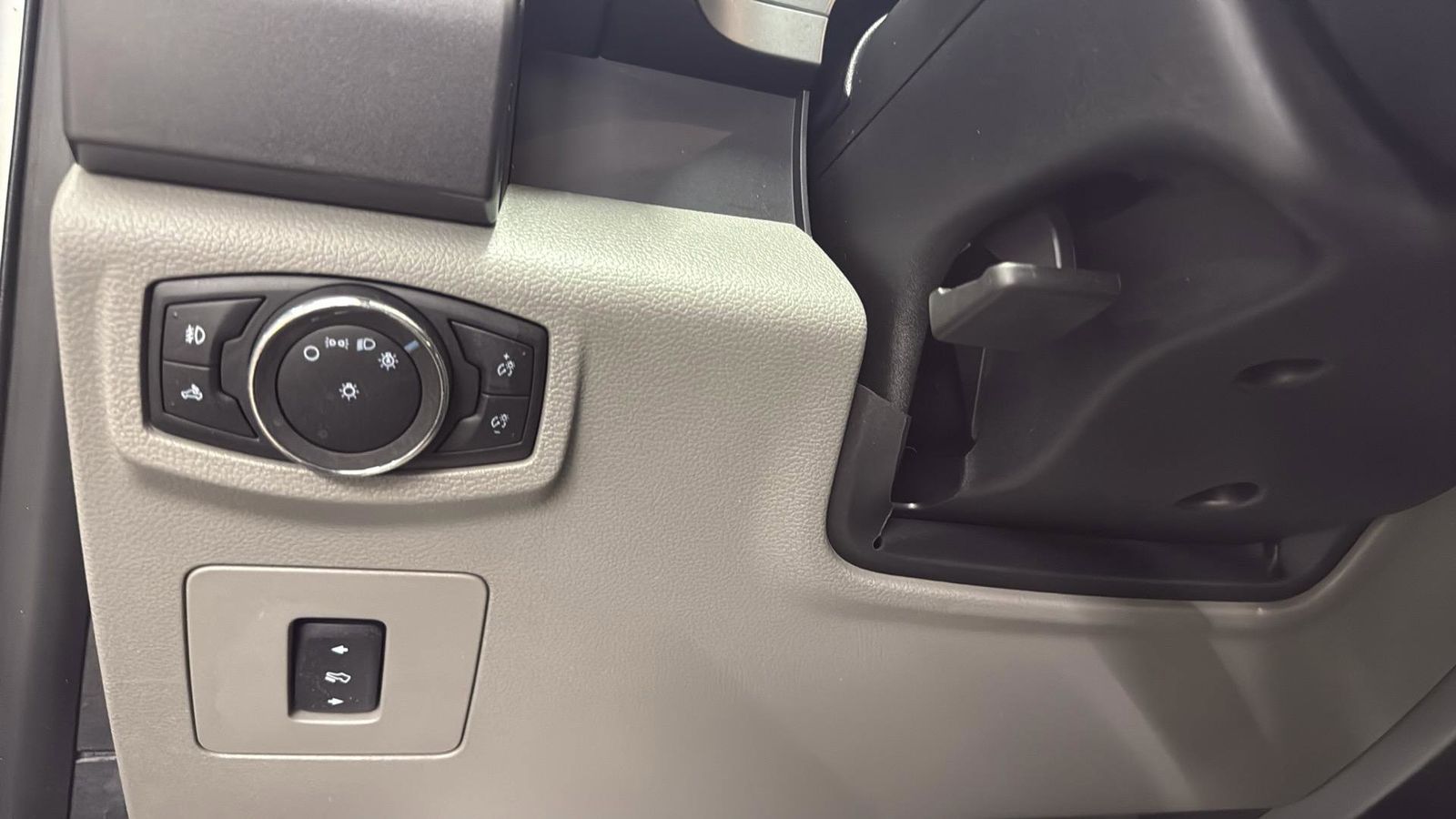 Used Car 2017 Ford F-150  Xlt For Sale Under $20,000 In Austin, Texas