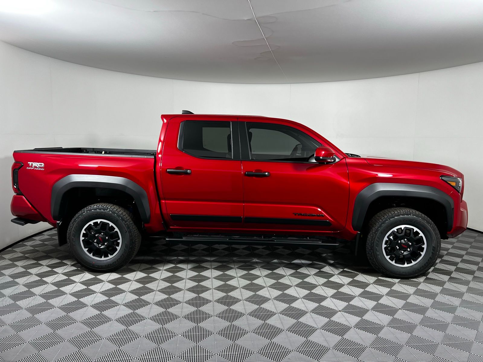 Thumbnail: 2025 Toyota Tacoma - 4