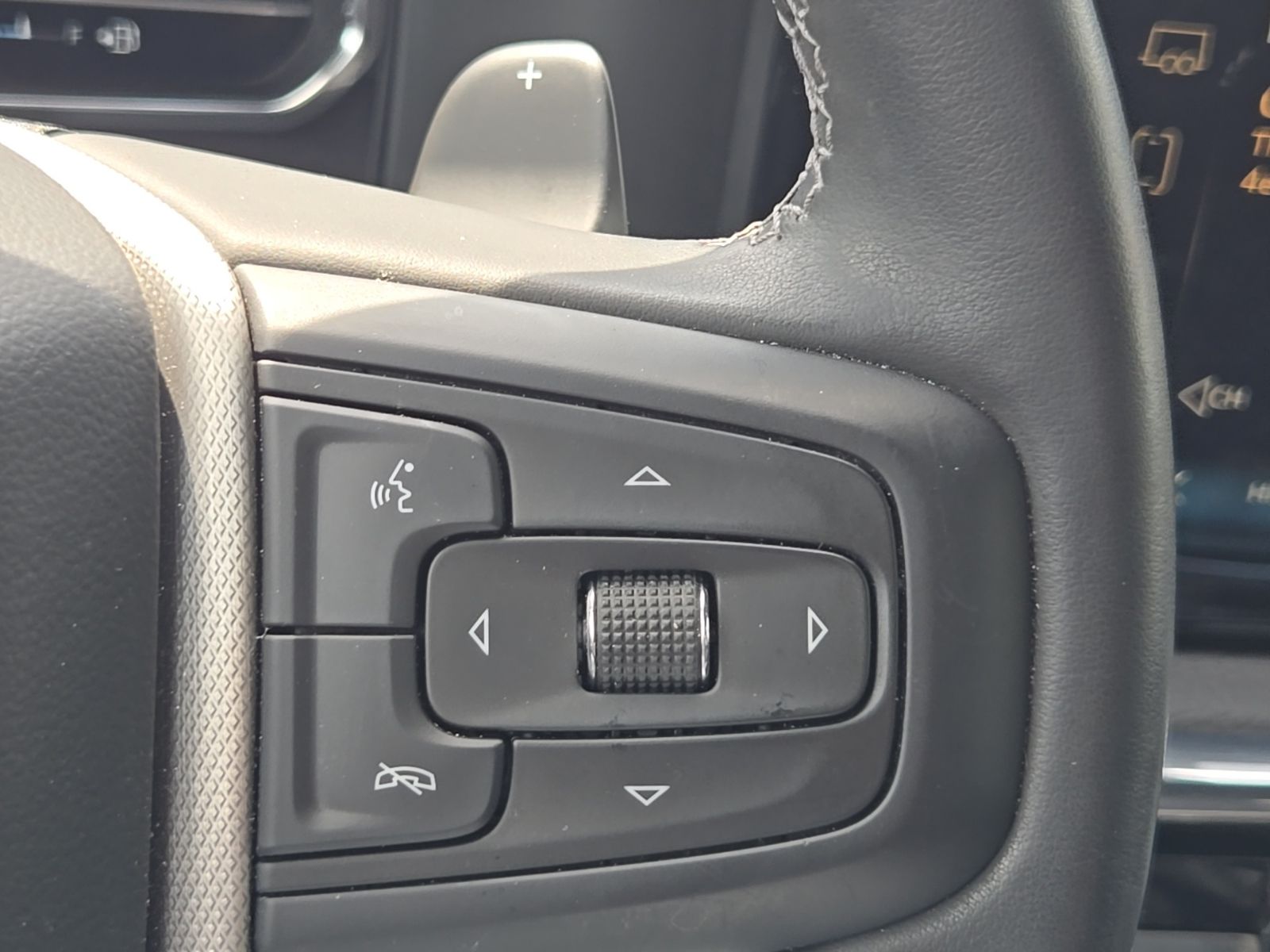 Used 2024 Red GMC Denali image 45