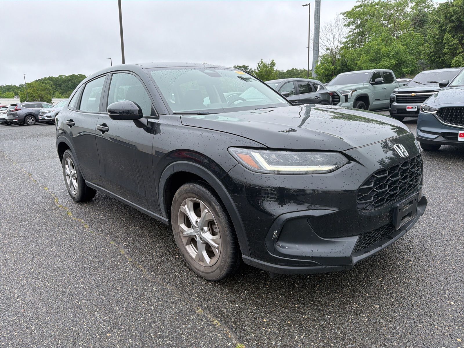 View vehicle photo 7