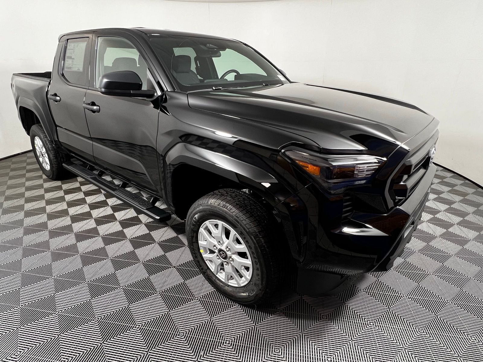 Thumbnail: 2025 Toyota Tacoma - 3