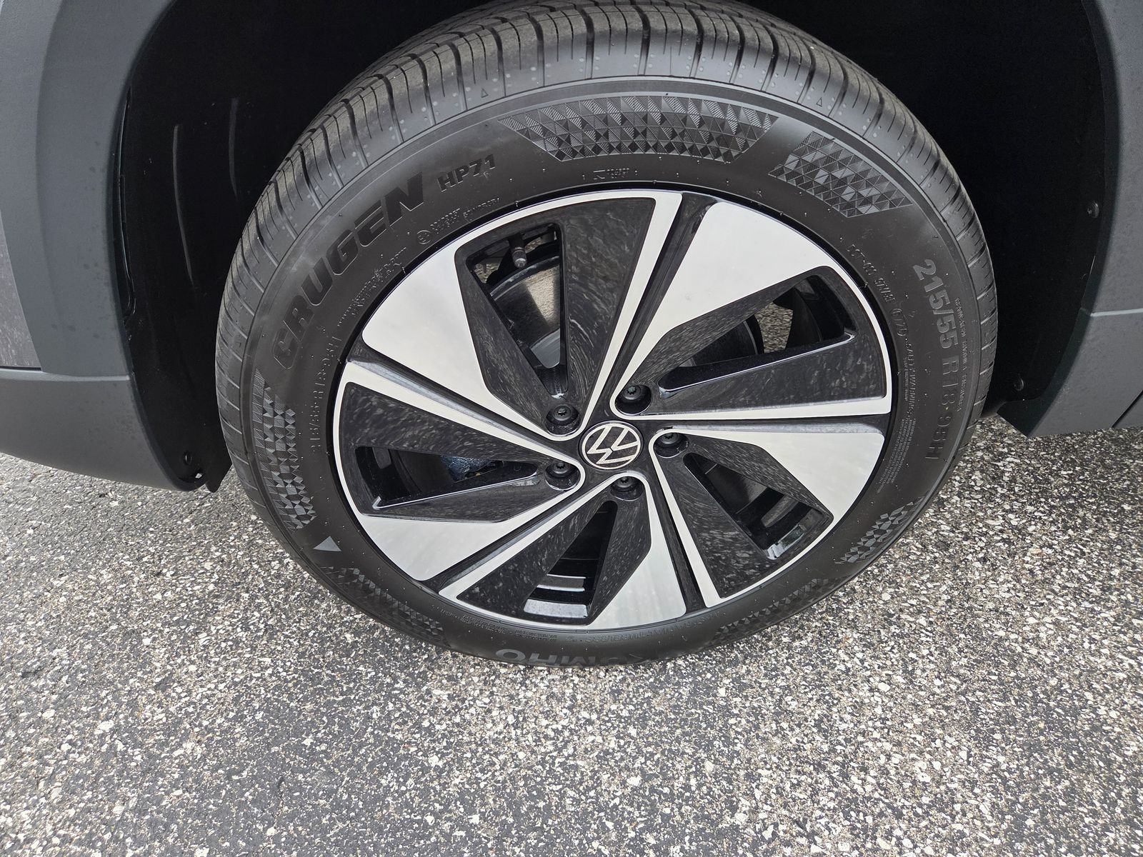 new 2026 Volkswagen Taos car, priced at $33,252