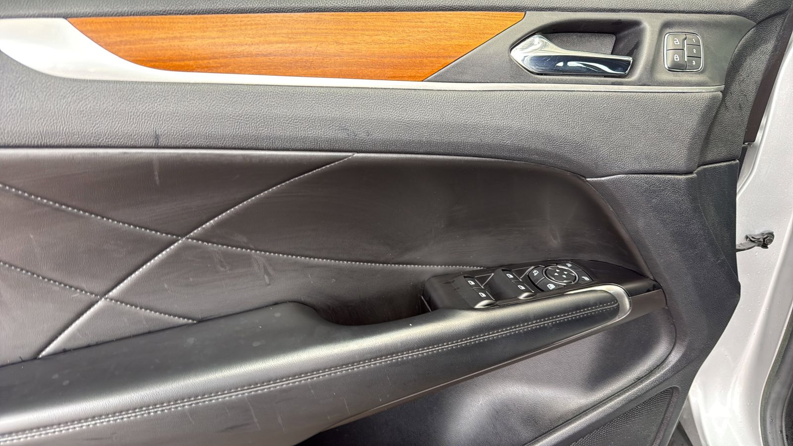 Used Car 2019 Lincoln Mkc  Select For Sale Under $20,000 In Austin, Texas