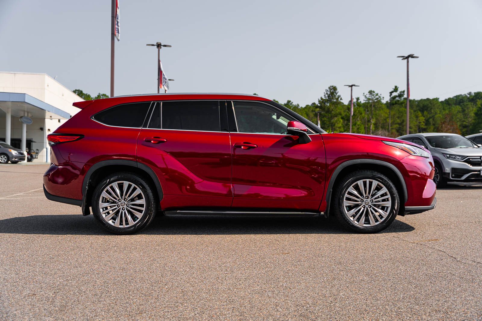 Used 2022 Toyota Highlander SUV