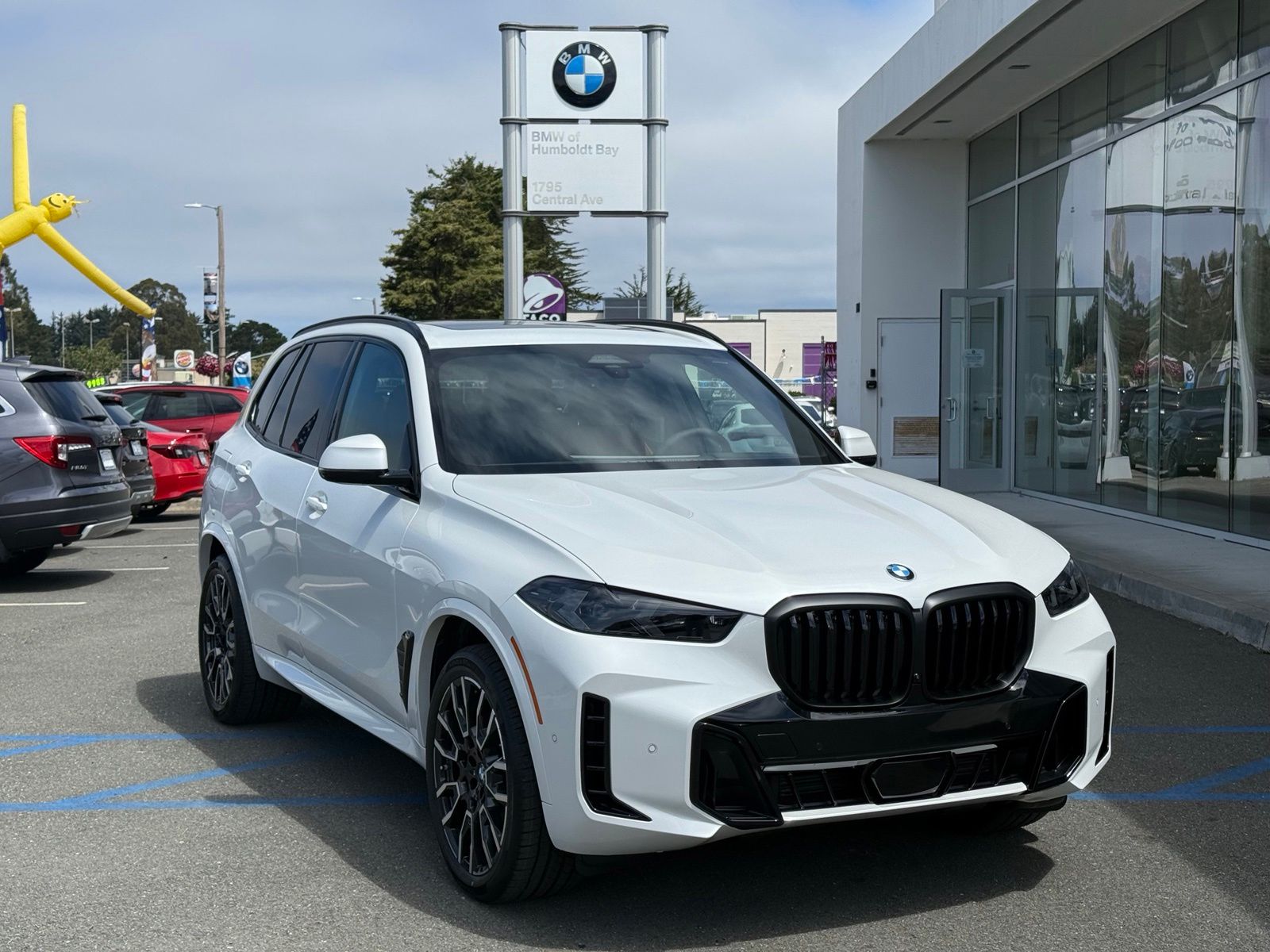 Mineral White Metallic 2026 BMW X5 SUV / Crossover All-Wheel Drive 8-Speed Automatic