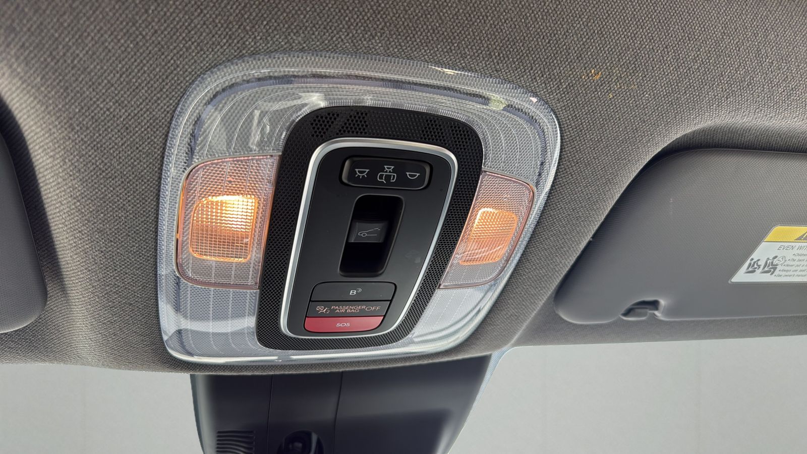 Used 2025 Gray Hyundai SEL Convenience image 22
