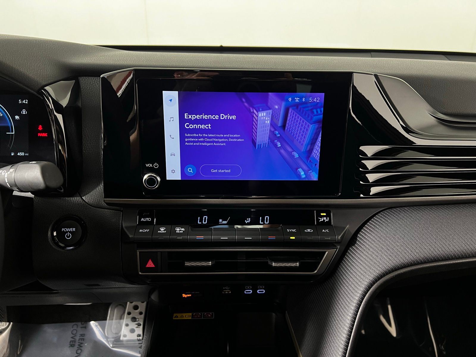 Thumbnail: 2025 Toyota Camry - 18