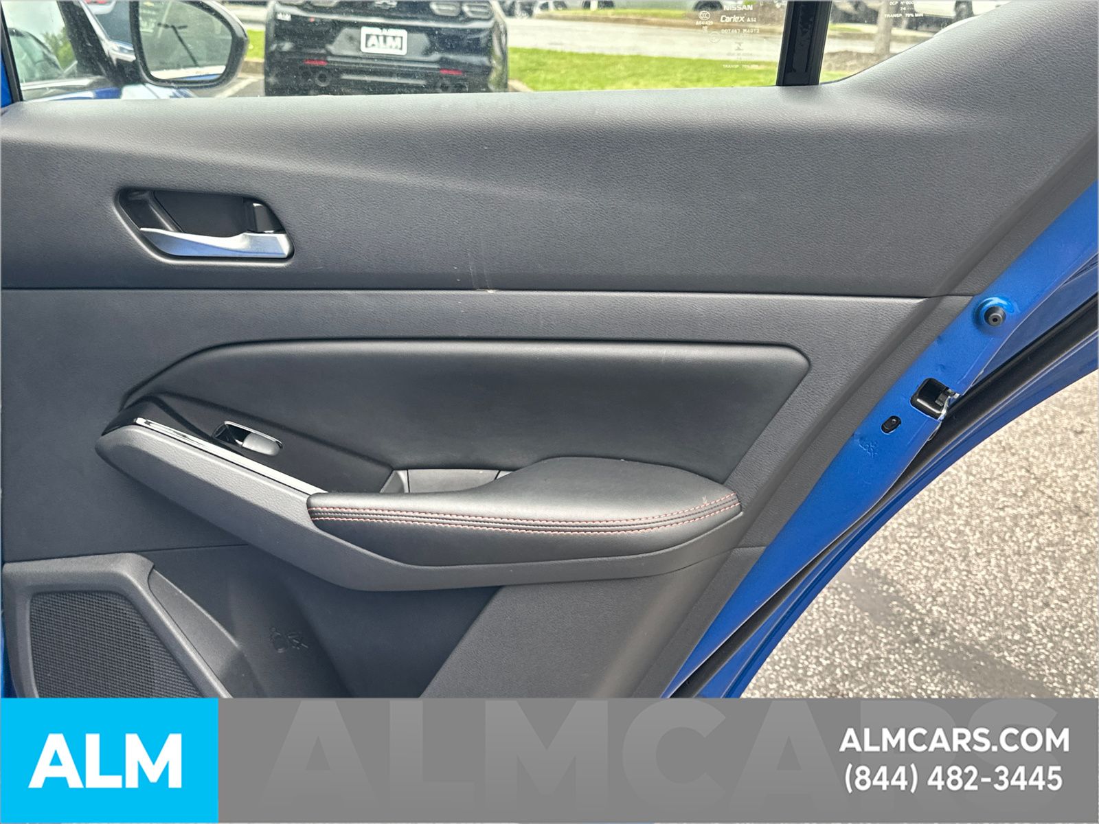 Used 2025 Blue Nissan 2.5 SR image 18