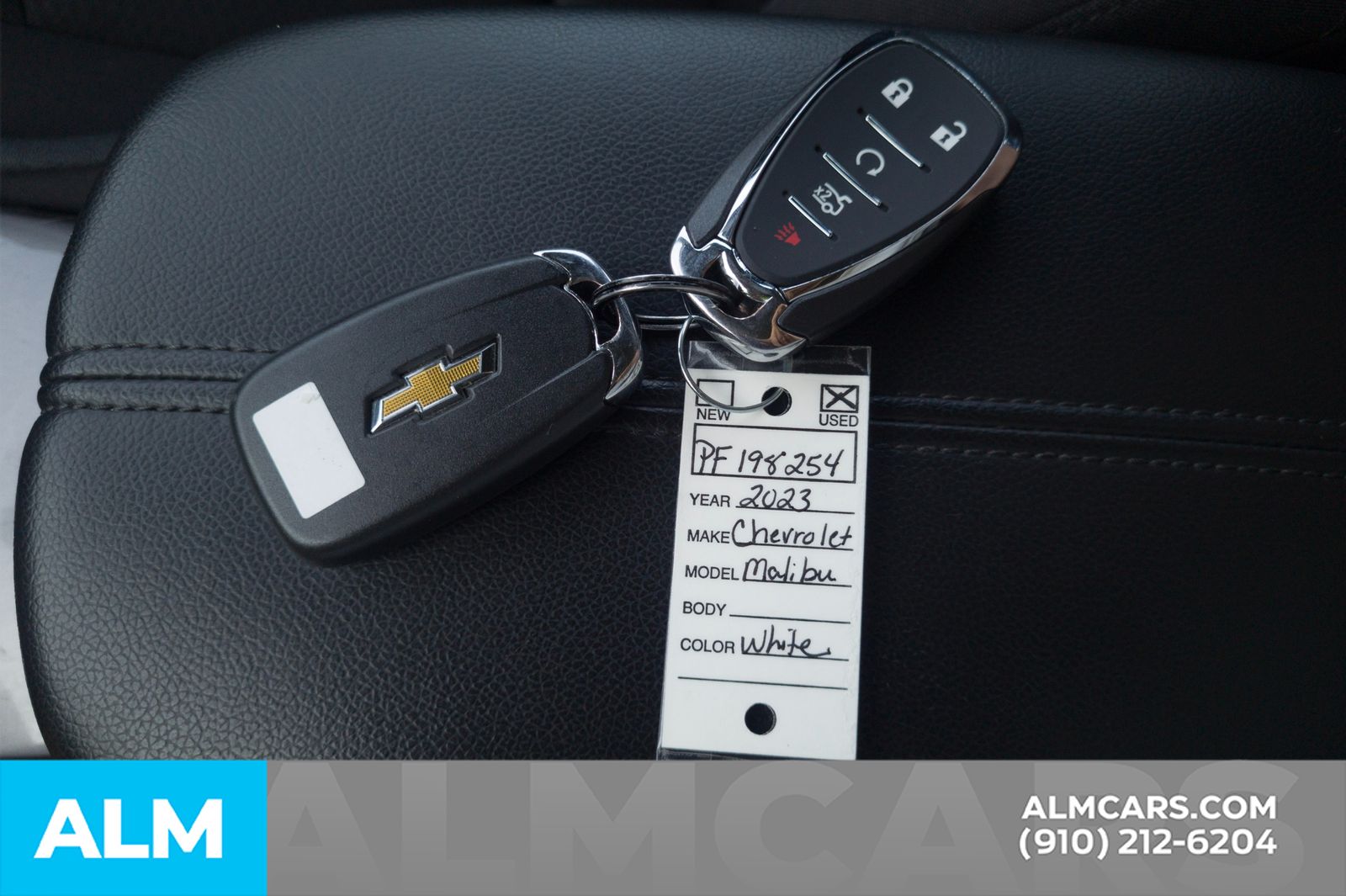 Used 2023 Summit White Chevrolet LT image 18