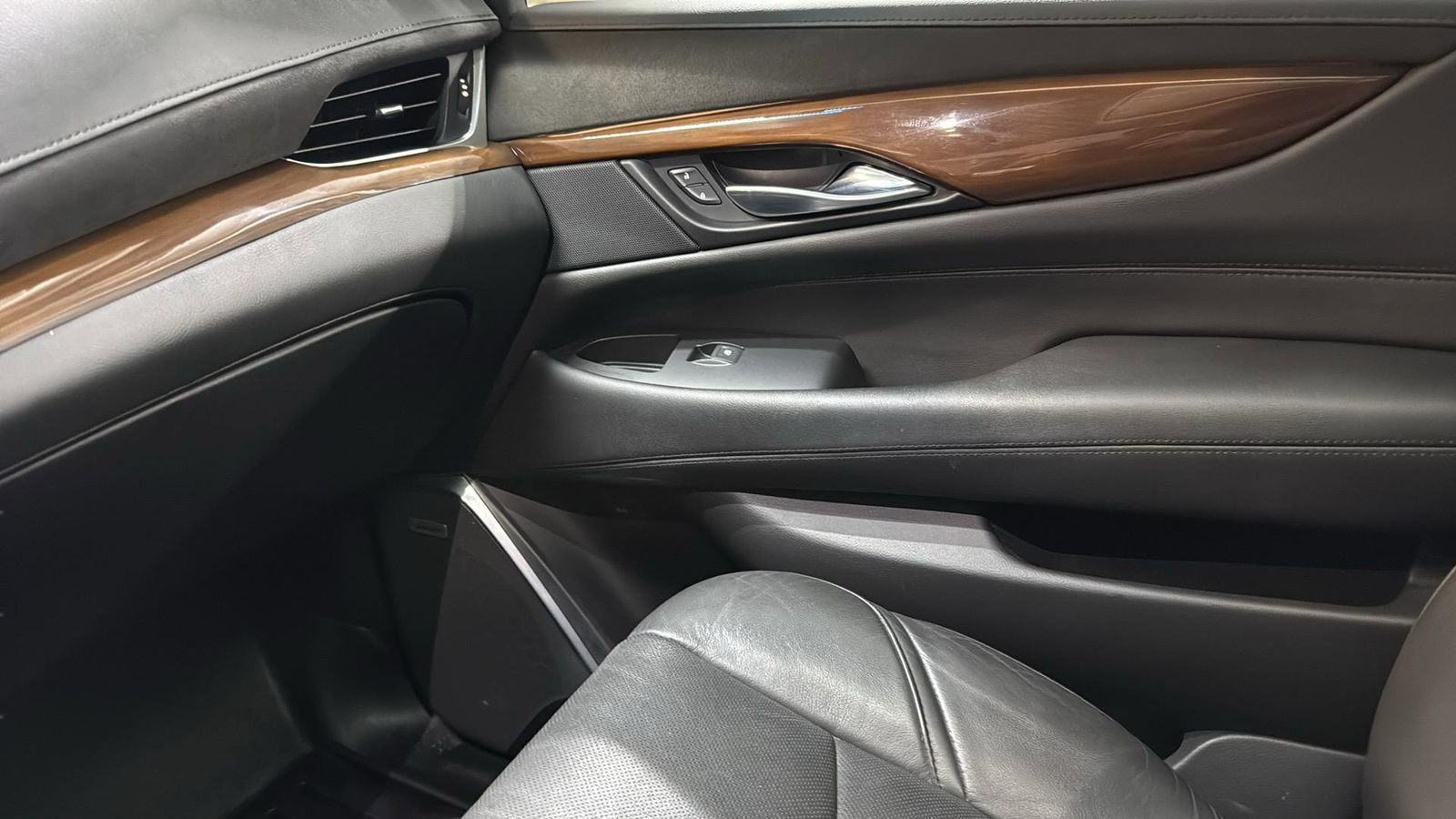 Used Car 2020 Cadillac Escalade  Luxury For Sale Under $40,000 In Austin, Texas