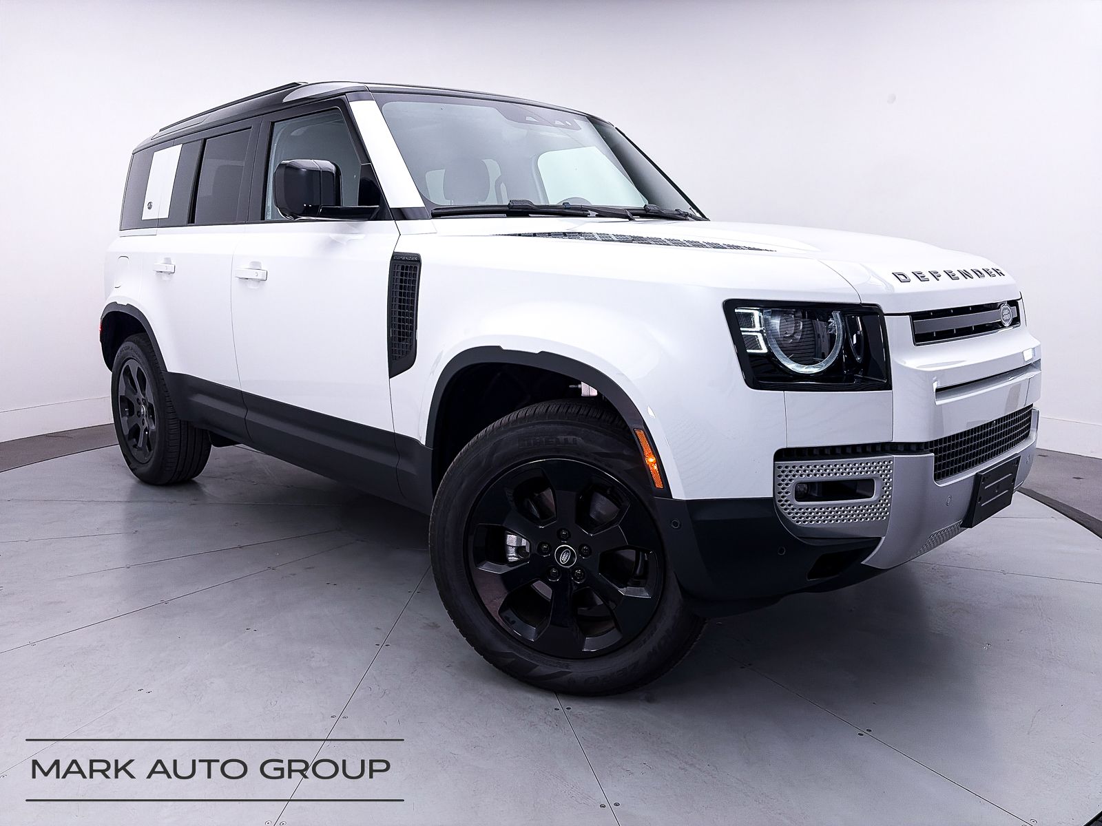 2024 Land Rover Defender 110 S