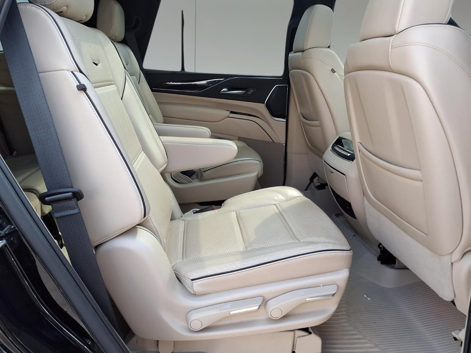 2023 Cadillac Escalade Premium Luxury Black at Bayway Cadillac Southwest