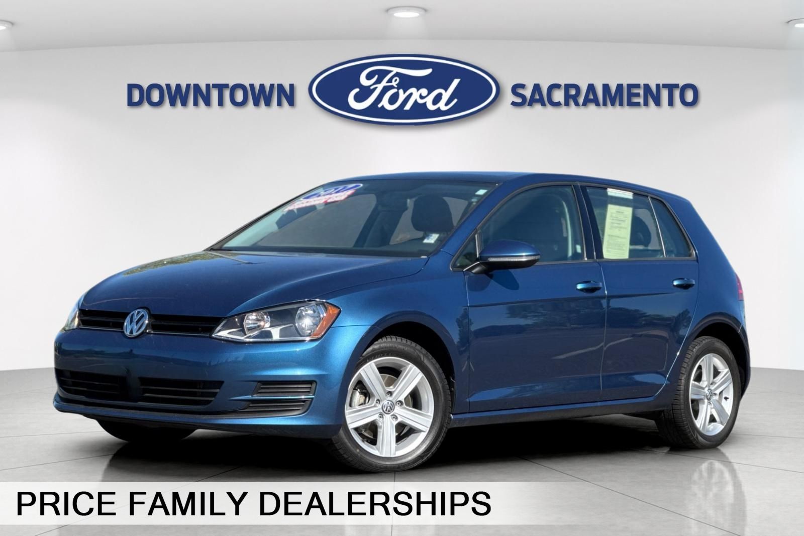 2017 Volkswagen Golf TSI Wolfsburg Edition 4-Door FWD Azul (Silk Blue Metallic) Hatchback Tracción delantera 6 velocidades Automática