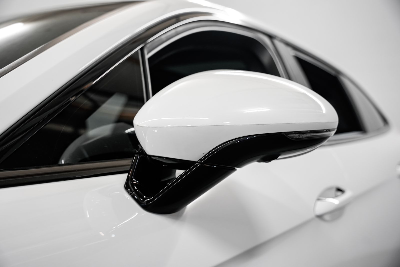 2018 Porsche Panamera Sport Turismo Turbo — photo 39
