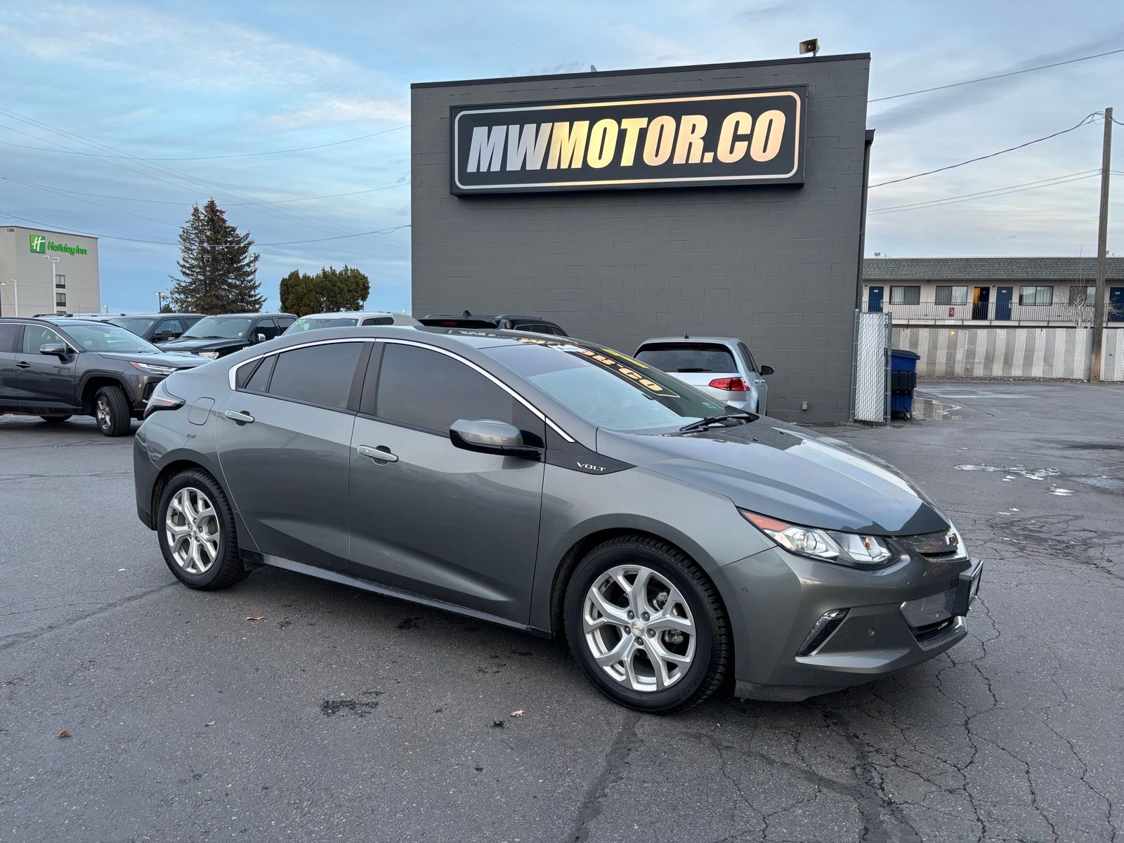 2017 Chevrolet Volt Premier's photo