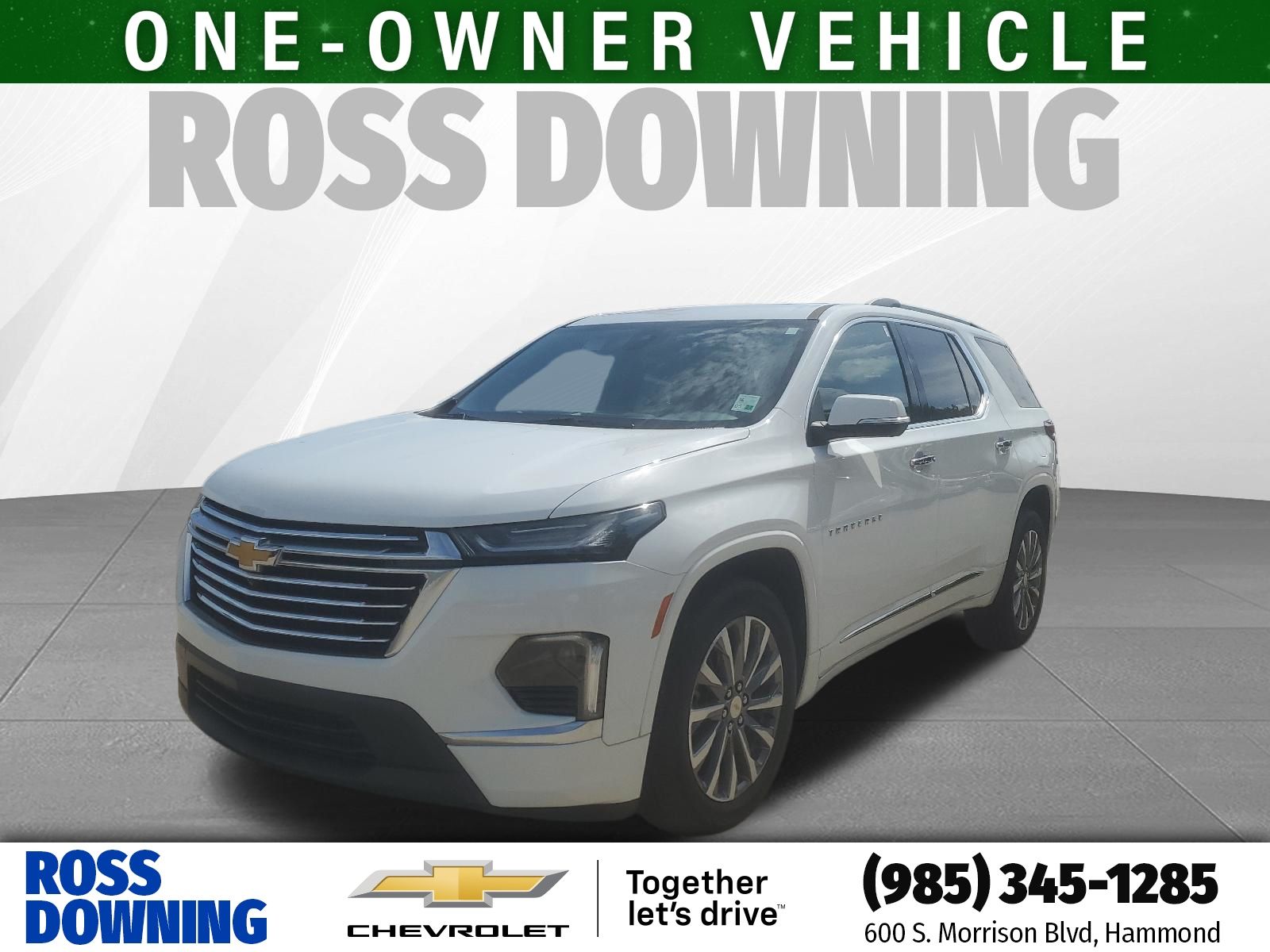 2023 Chevrolet Traverse Premier White at Royal Nissan