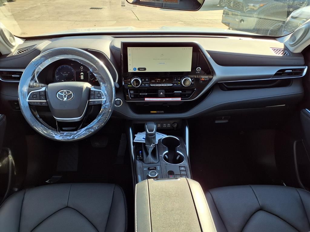 2026 Toyota Highlander Limited Off-white at Don McGill Toyota