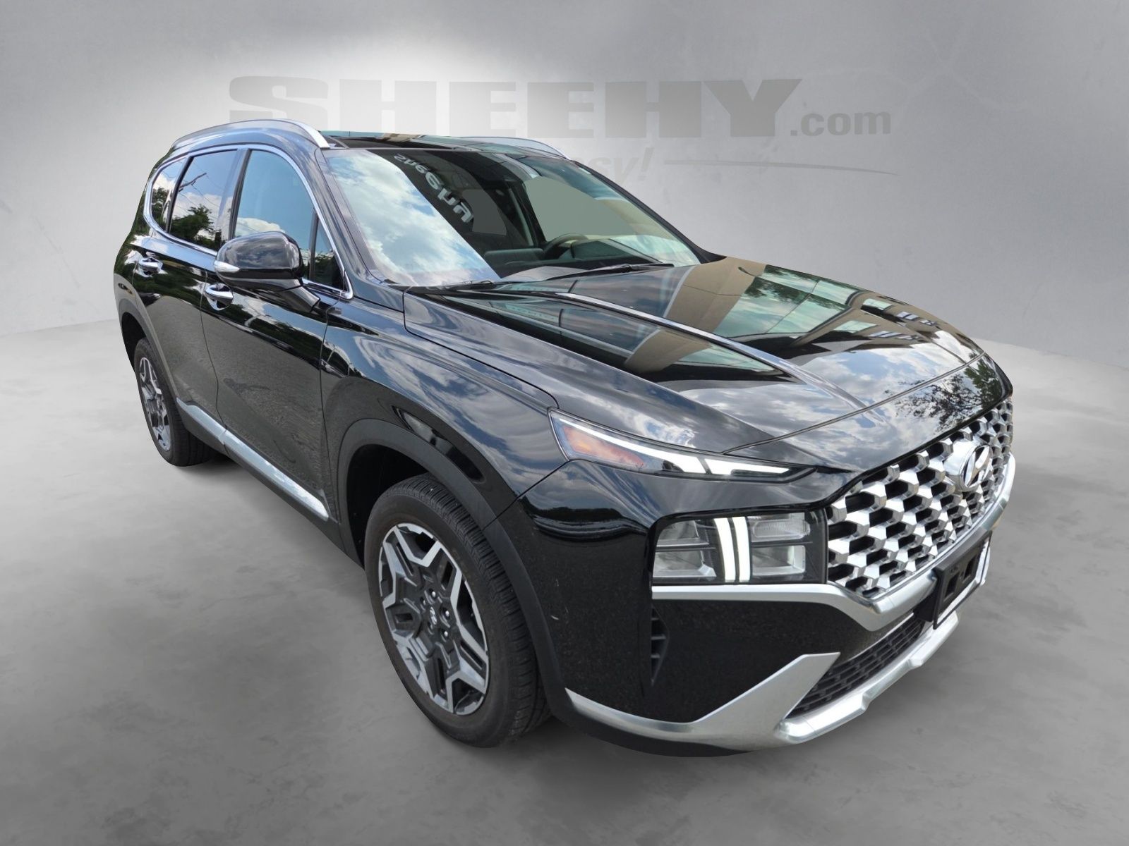 Used 2023 Black Hyundai SEL Premium image 2
