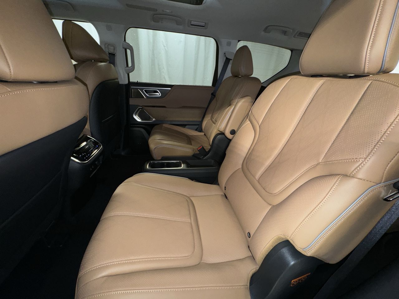 2025 Infiniti QX80 Sensory photo 28