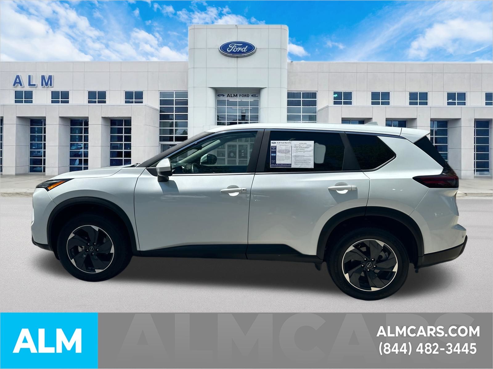 Certified Used 2025 Pearl Nissan SV image 9