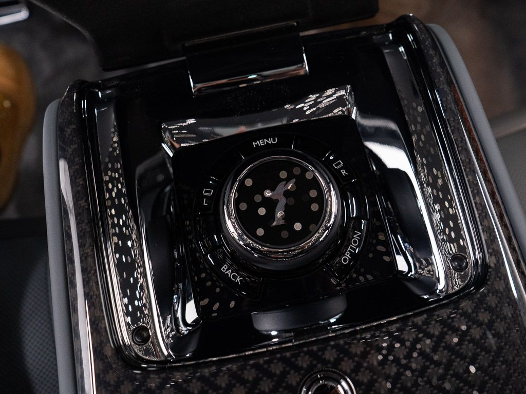 New 2027 Burnout Grey Rolls-Royce Black Badge image 31