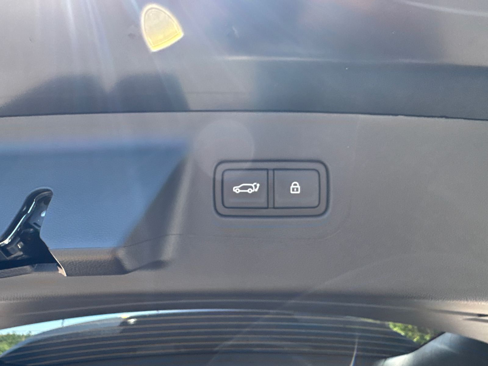 New 2027 Black Hyundai SEL image 20