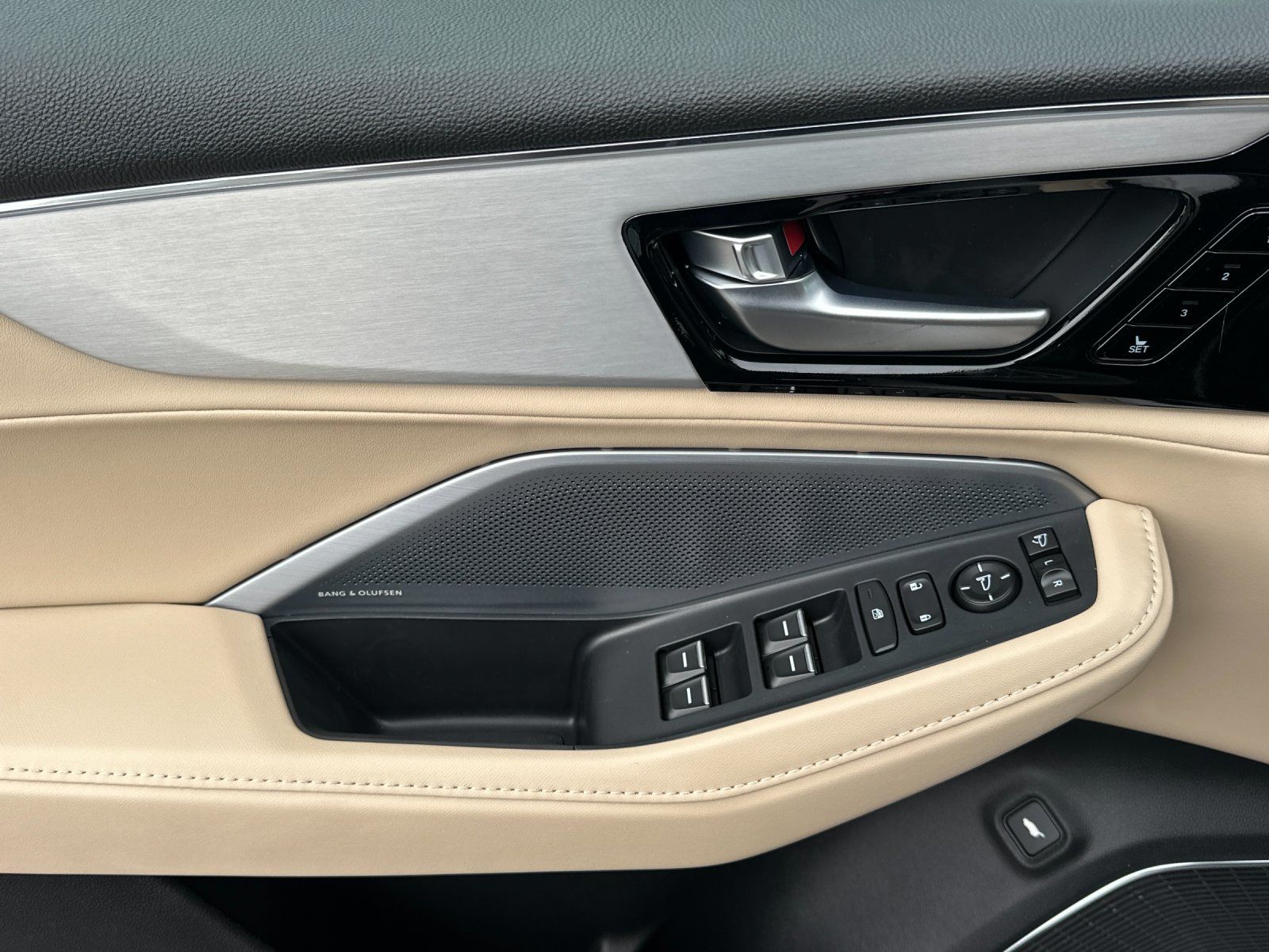 new 2026 Acura MDX car, priced at $61,685