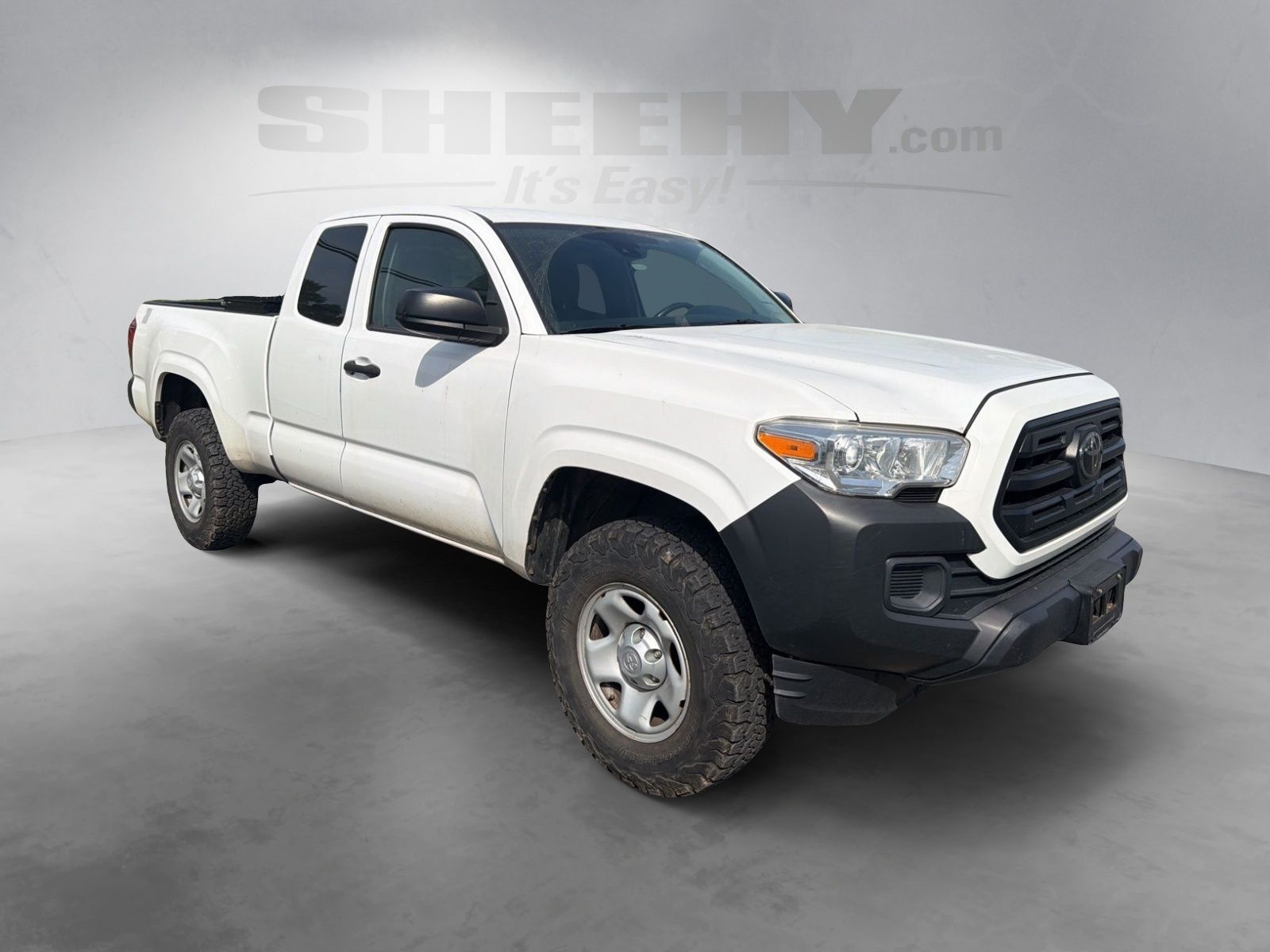 Used 2019 Super White Toyota SR image 2