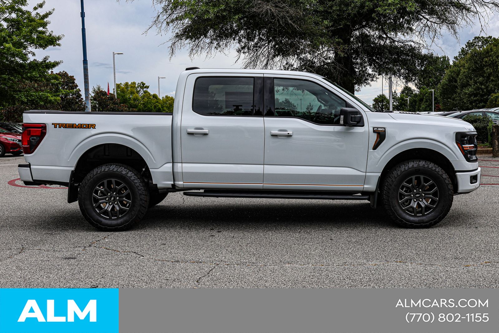 Used 2025 White Ford Tremor image 10