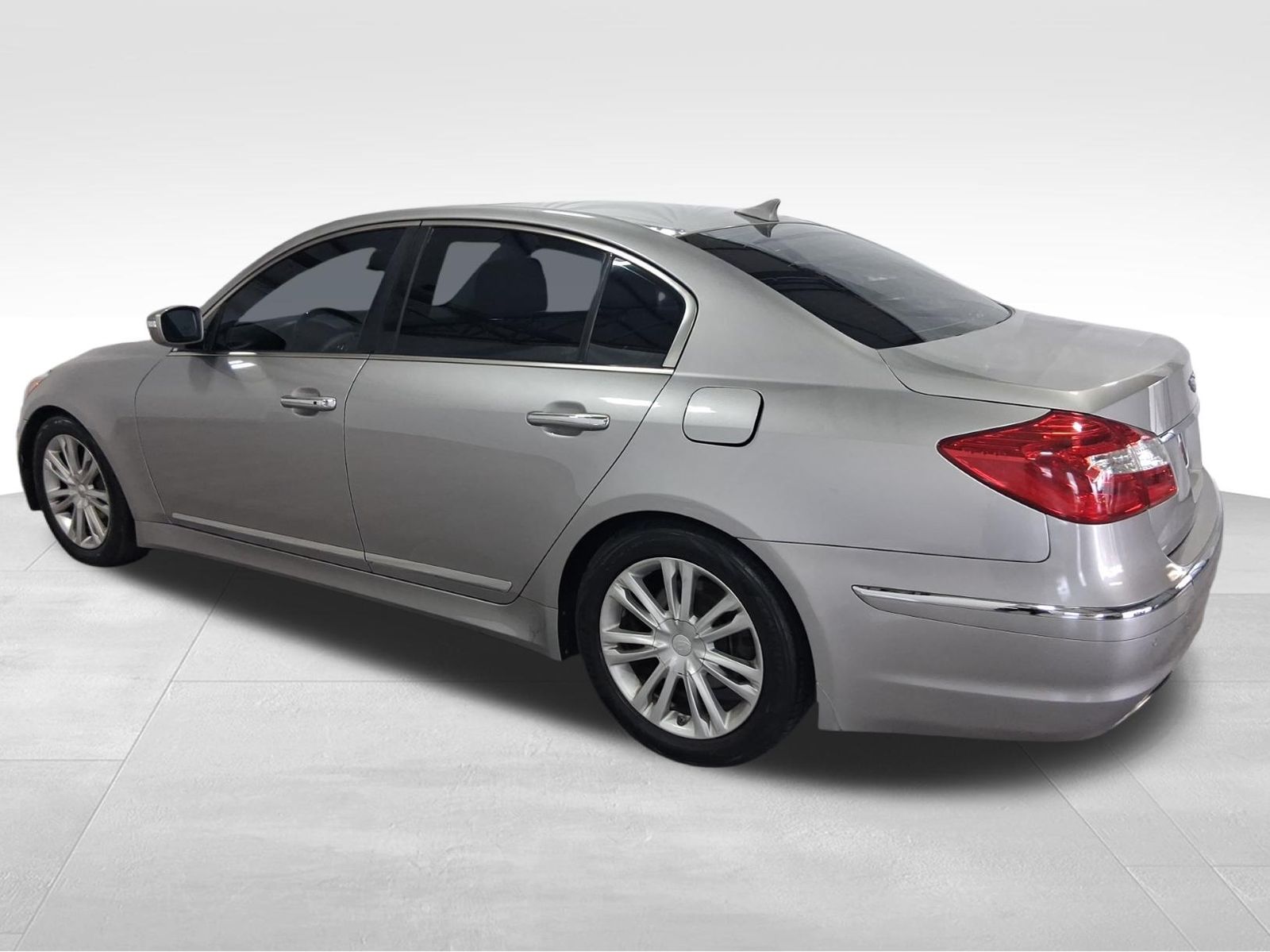 Used Car 2012 Hyundai Genesis  5.0 For Sale Under $10,000 In Austin, Texas