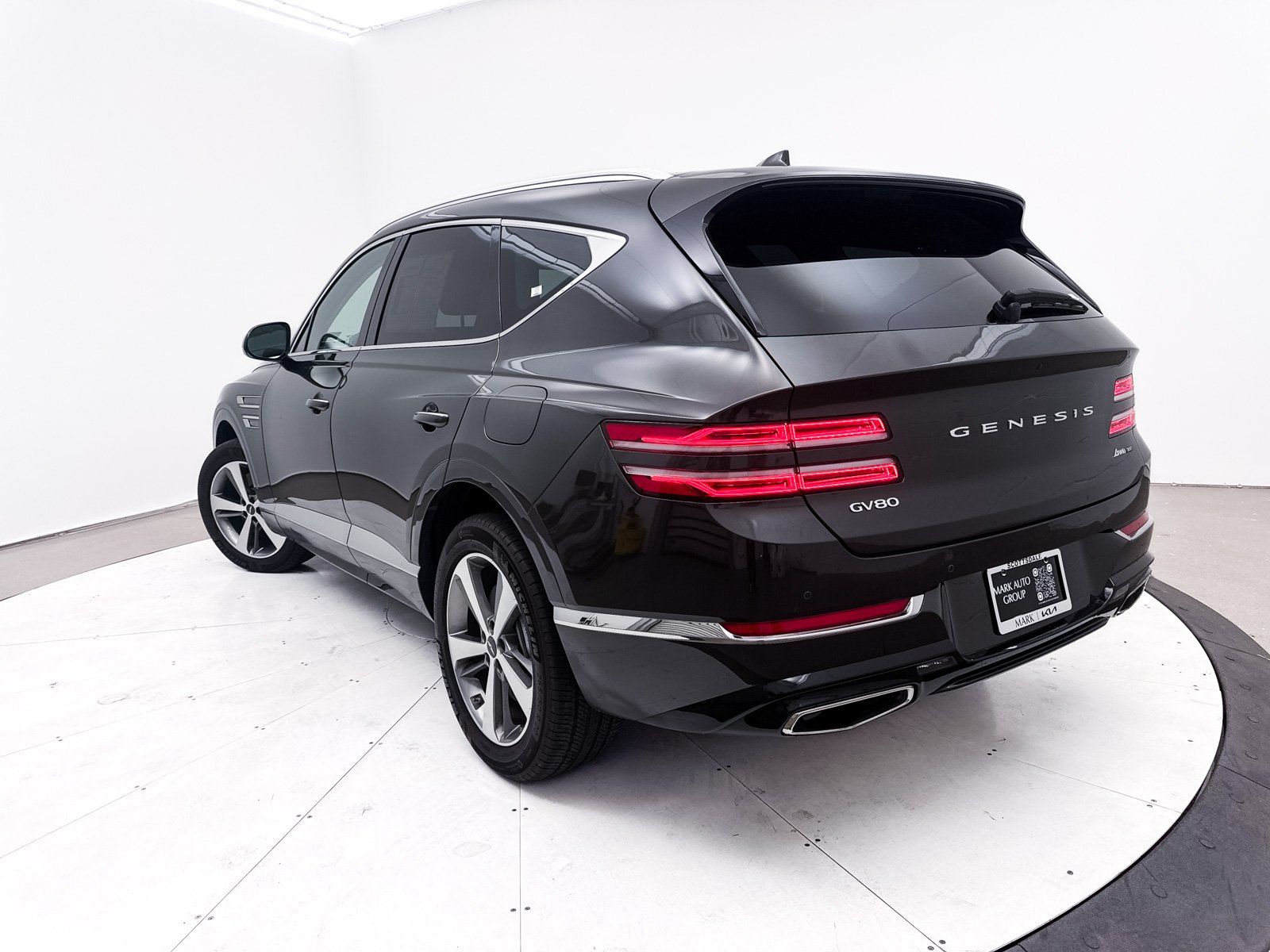2024 GENESIS GV80 Standard - Photo 17