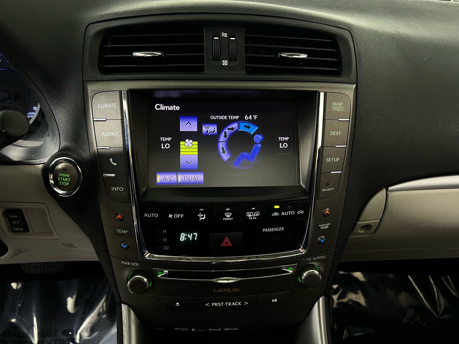 Thumbnail: 2013 Lexus IS - 18