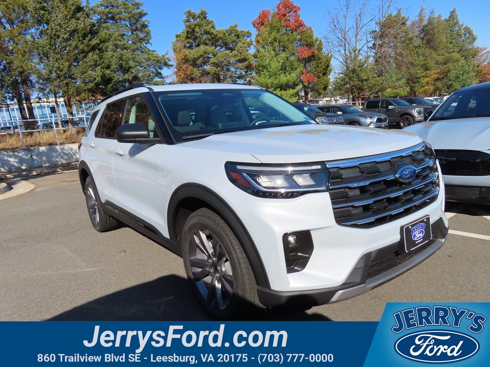 Space White Metallic 2026 Ford Explorer Active AWD SUV / Crossover All-Wheel Drive Automatic
