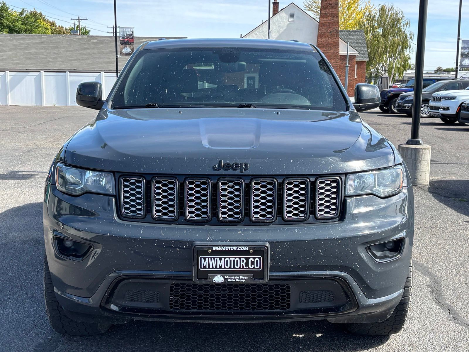 Used 2018 Jeep Grand Cherokee Altitude with VIN 1C4RJFAGXJC152578 for sale in North Logan, UT